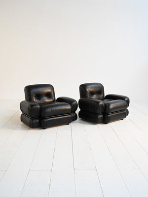 Poltrone in pelle nera e acciaio tubolare anni ’70 3