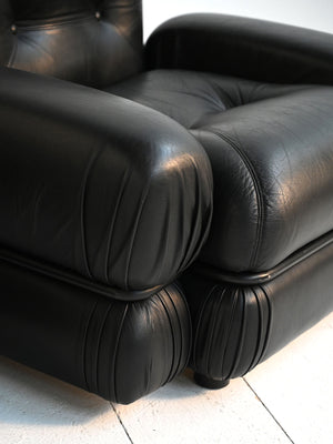 Poltrone in pelle nera e acciaio tubolare anni ’70 6