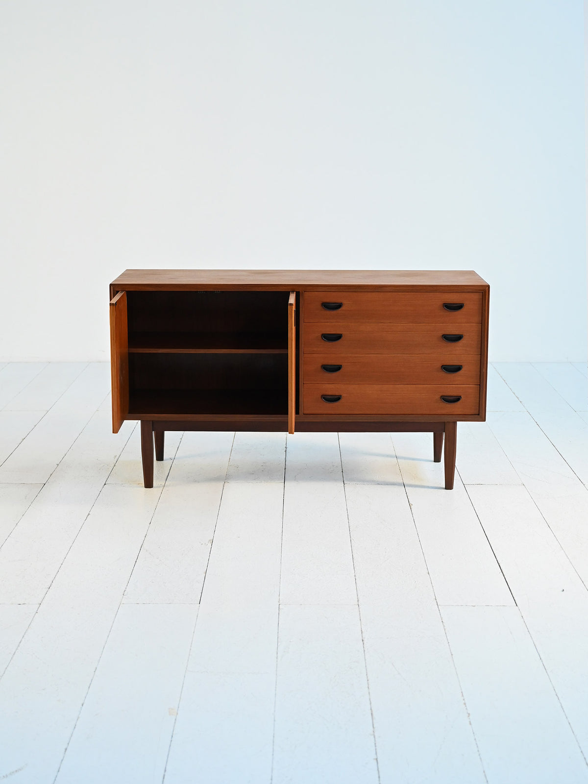 Sideboard danese anni ’60 in teak 1
