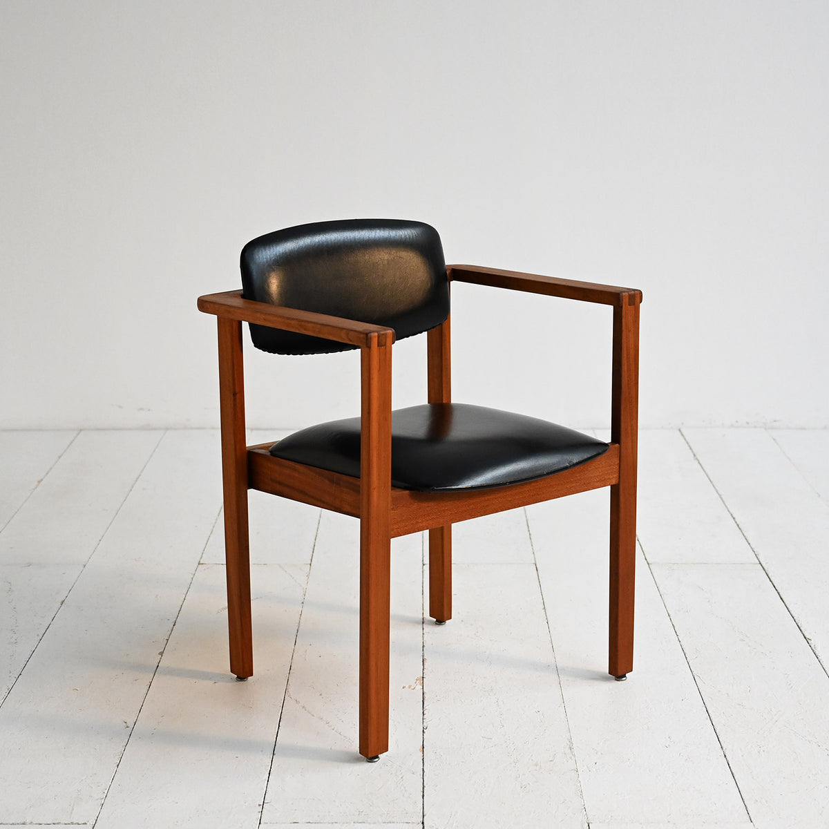 Sedia in teak e pelle, Danimarca anni ’60 1