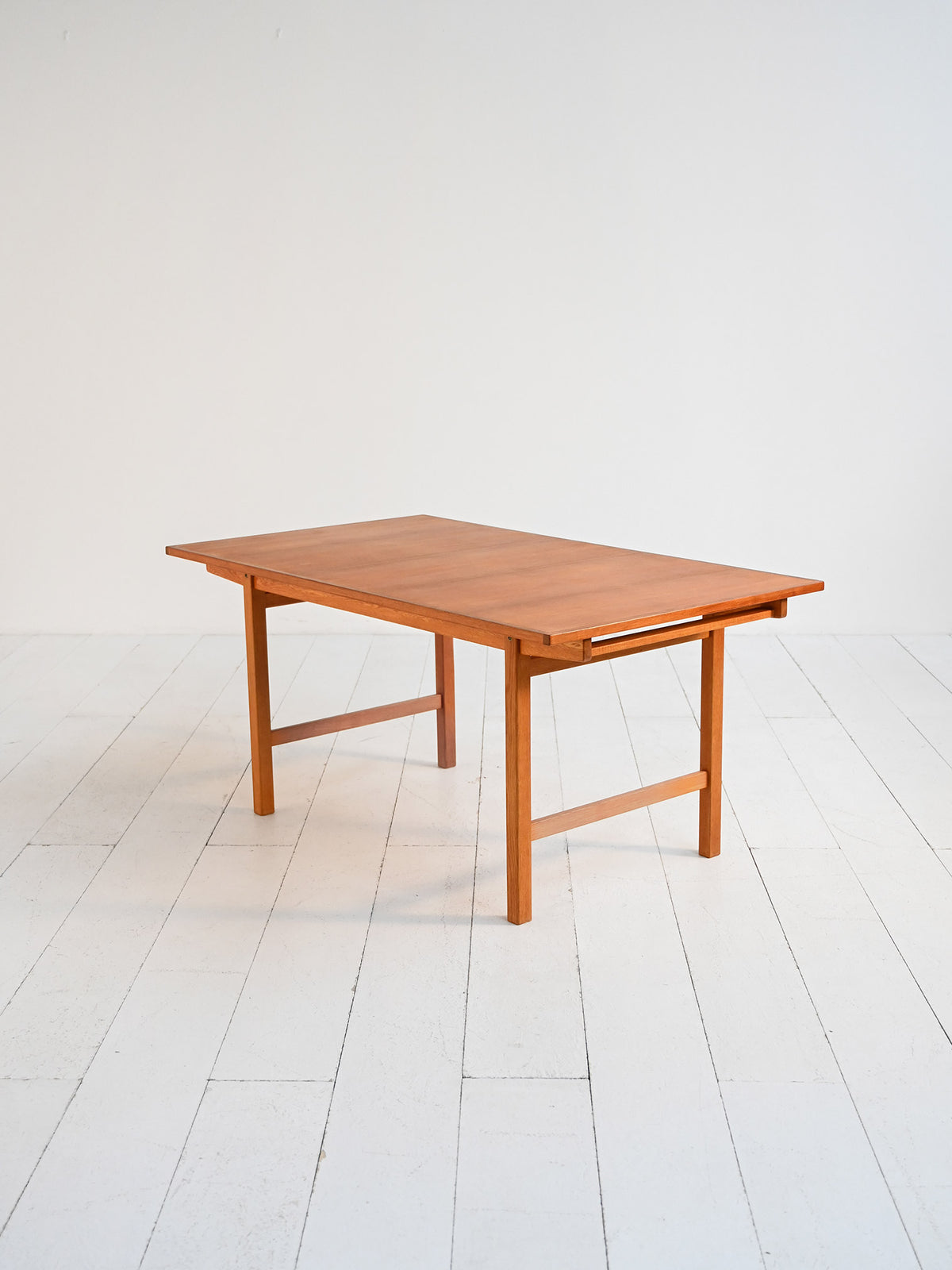 Tavolo scandinavo allungabile in teak e rovere anni ’60 5