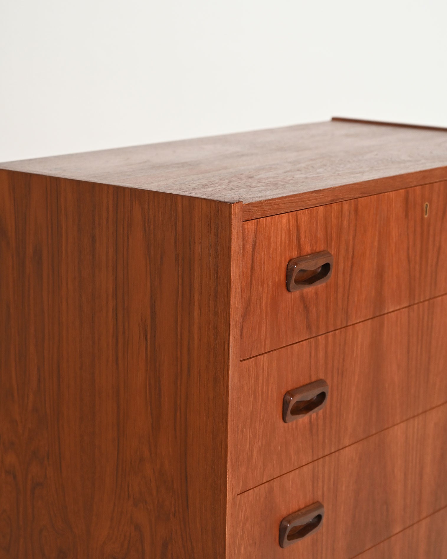 Cassettiera scandinava in teak e rovere, anni '60