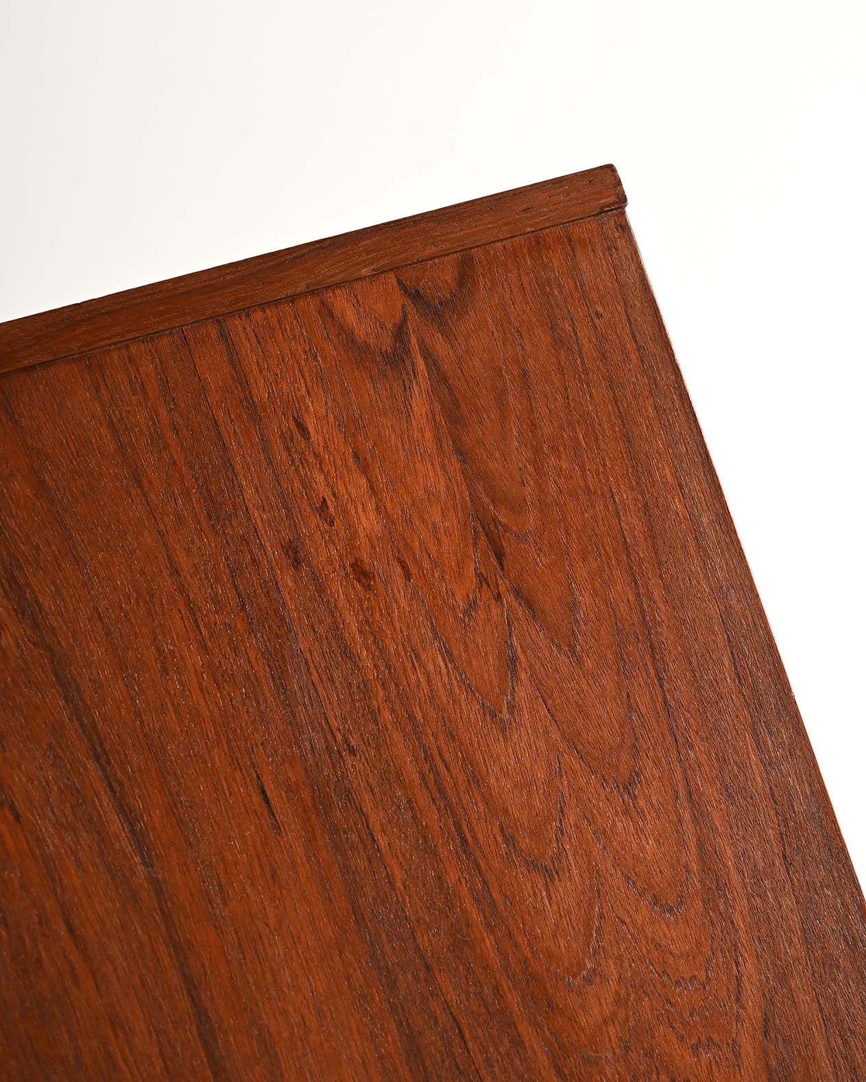 Cassettiera scandinava in teak e rovere, anni '60