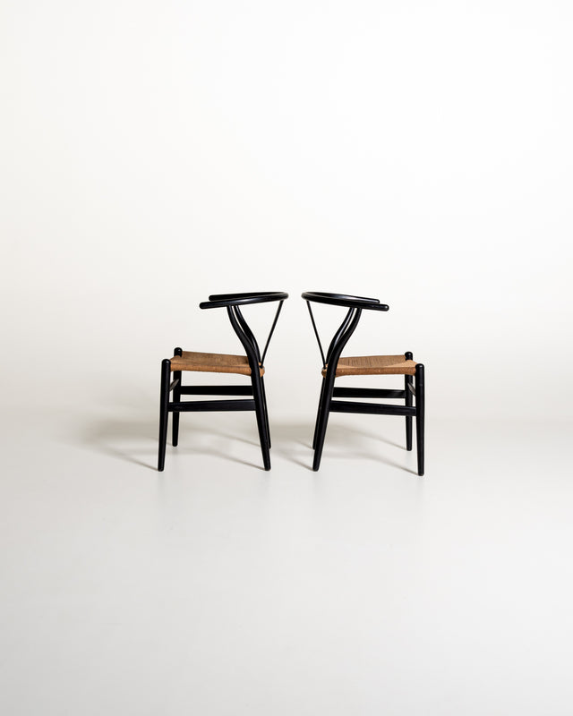 Set di 2 sedie “Wishbone Chair” “CH24” di Hans J. Wegner, anni '50