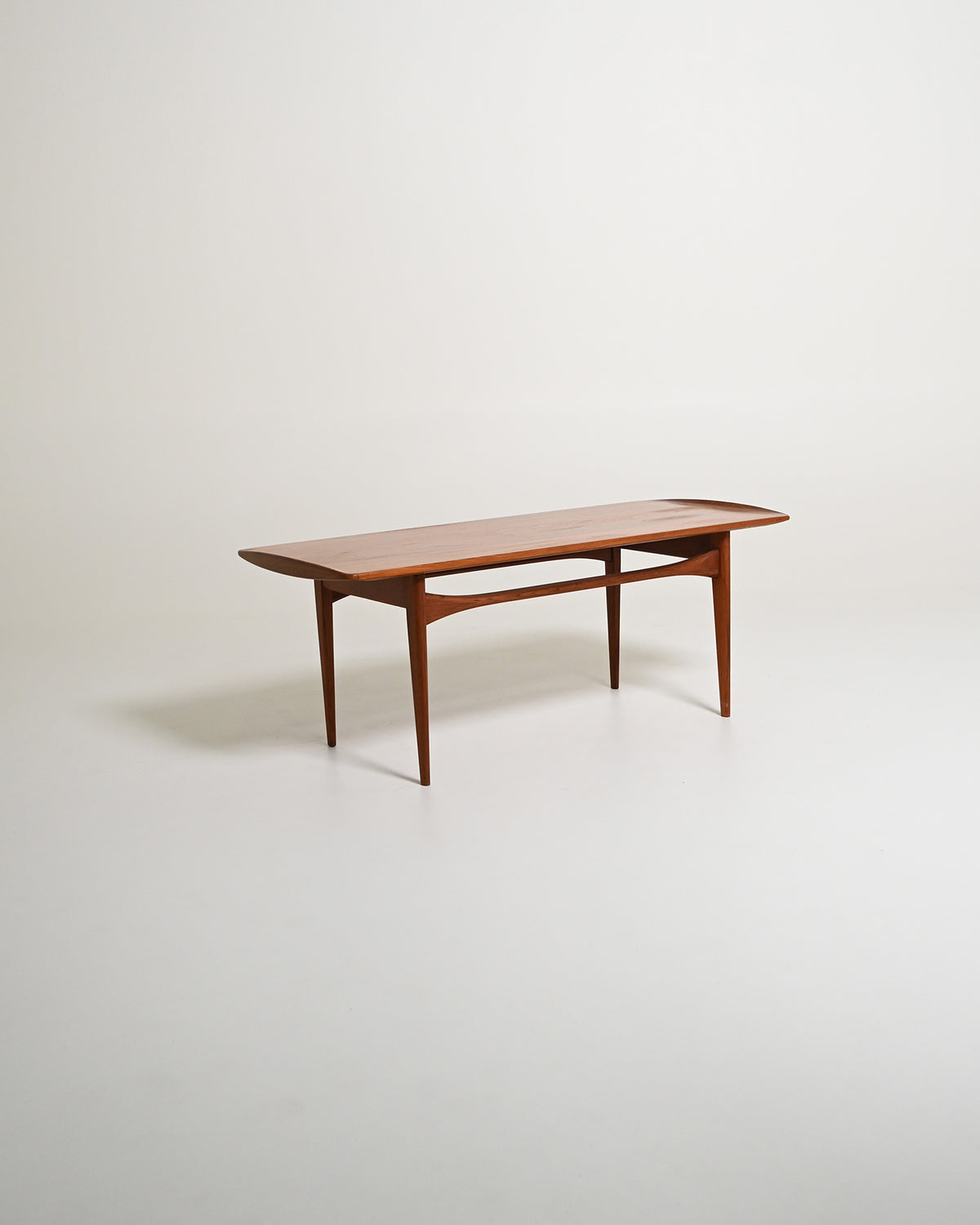 Tavolino da caffè di Tove & Edvard Kind-Larsen in teak, Danimarca, anni '60