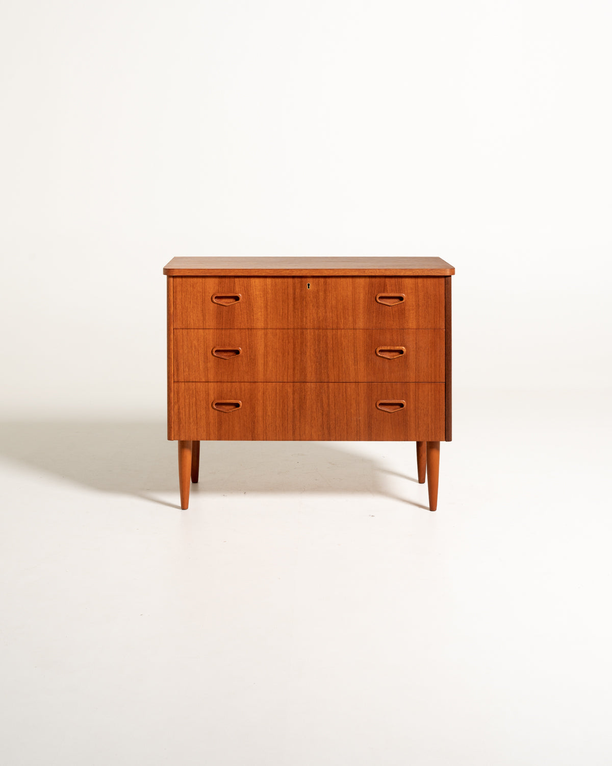 Cassettiera scandinava in teak anni '50/'60