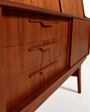 Credenza alta danese in teak anni '60
