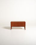 Piccolo mobile contenitore scandinavo in teak anni '60