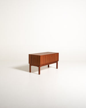 Piccolo mobile contenitore scandinavo in teak anni '60