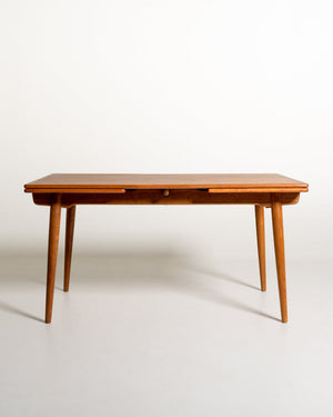 Tavolo “AT-312” di Hans J. Wegner per Andreas Tuck, anni ’50