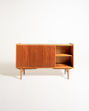 Highboard scandinavo in teak e rovere, anni ’60
