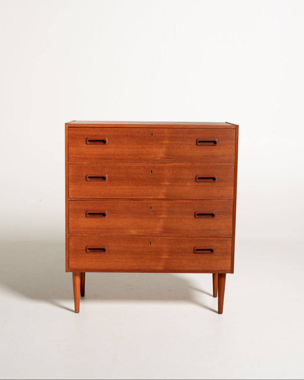 Cassettiera scandinava in teak con quattro cassetti, anni ’60