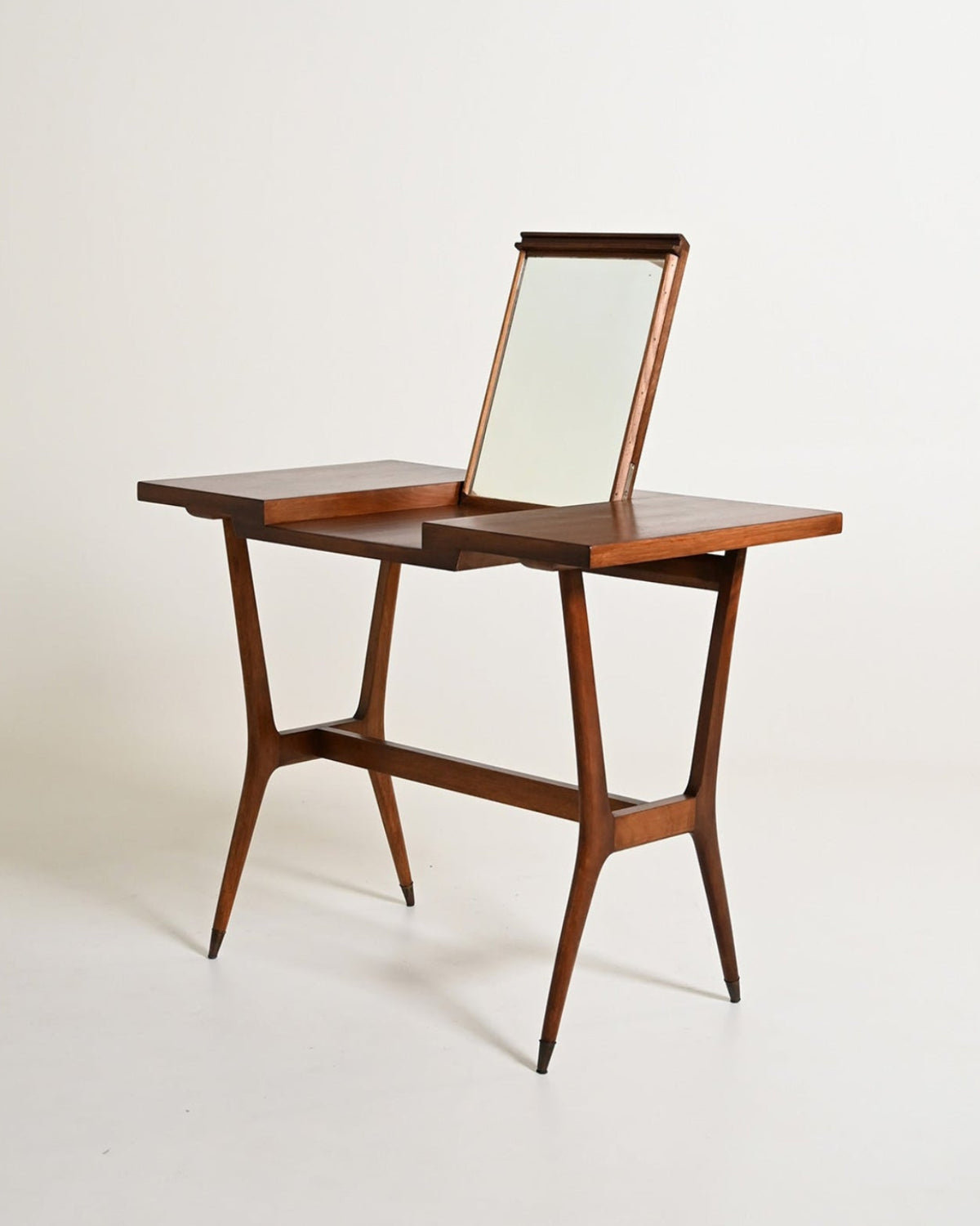 Toeletta vintage in teak con specchio integrato, anni '60