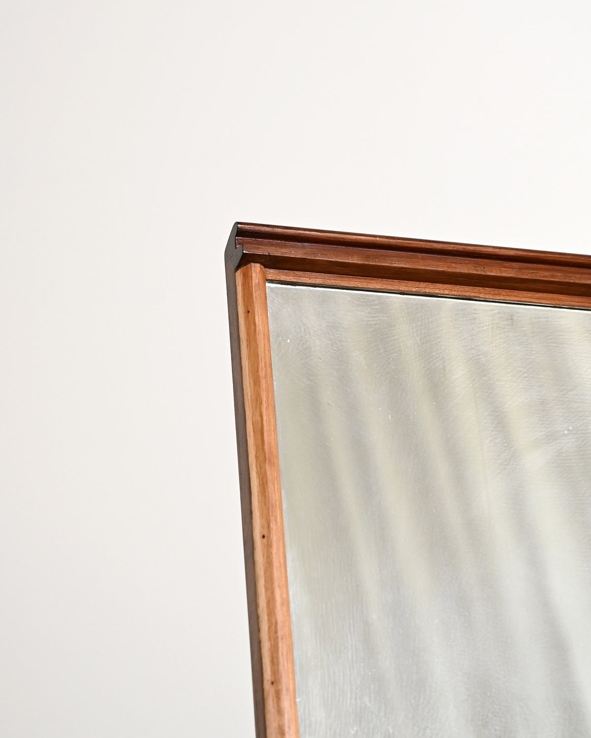 Toeletta vintage in teak con specchio integrato, anni '60