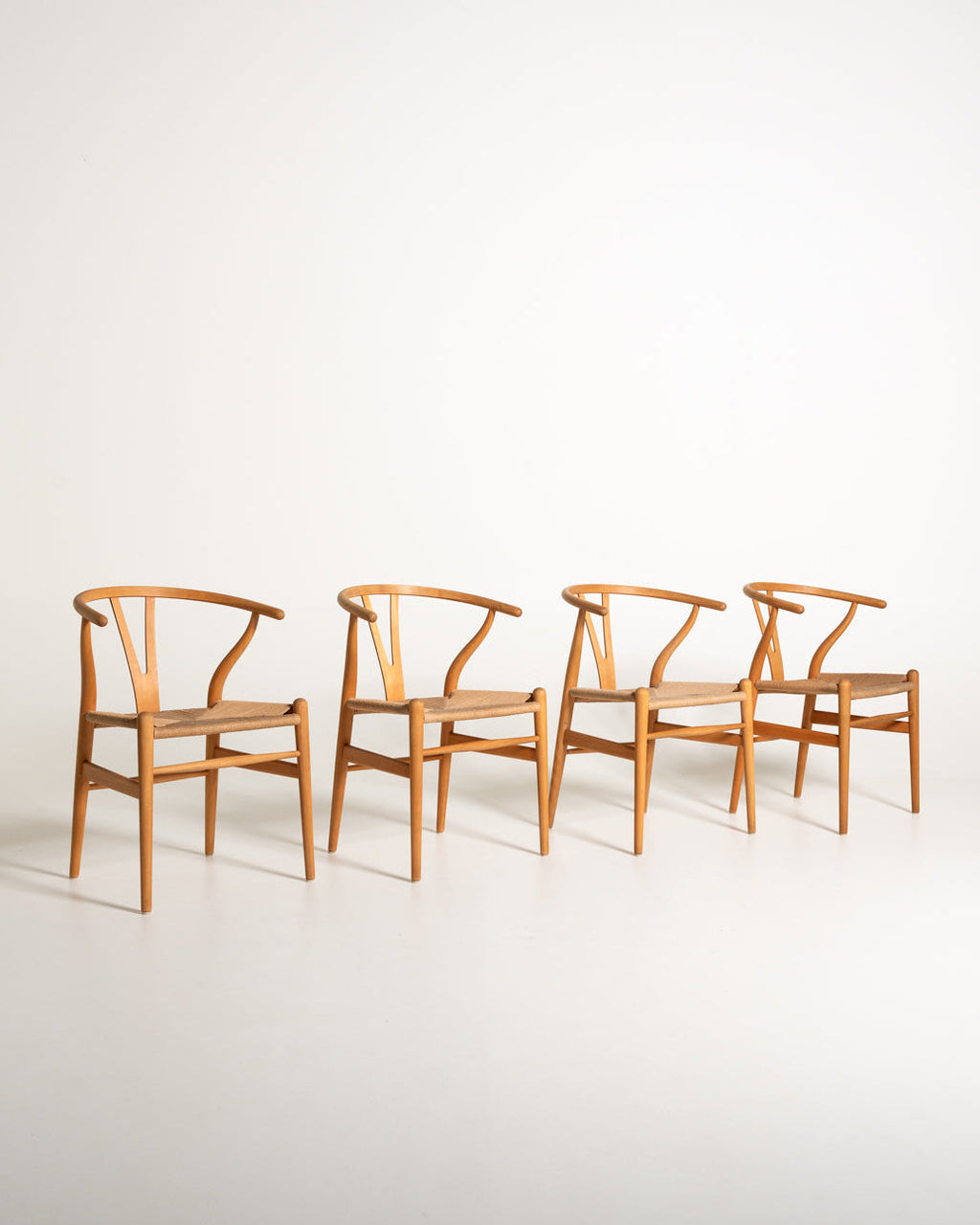 Set di quattro CH24 “Wishbone Chair” di Hans J. Wegner, design 1950