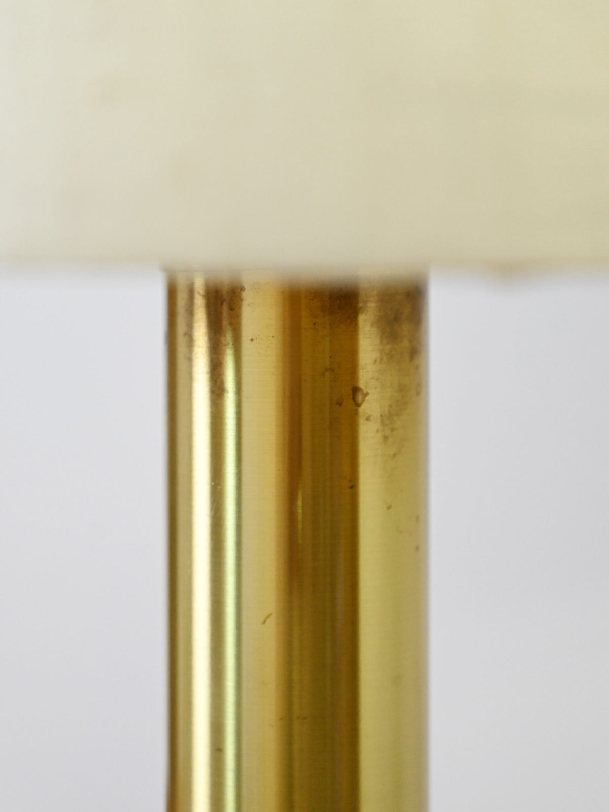 Lampada dorata in ottone 15
