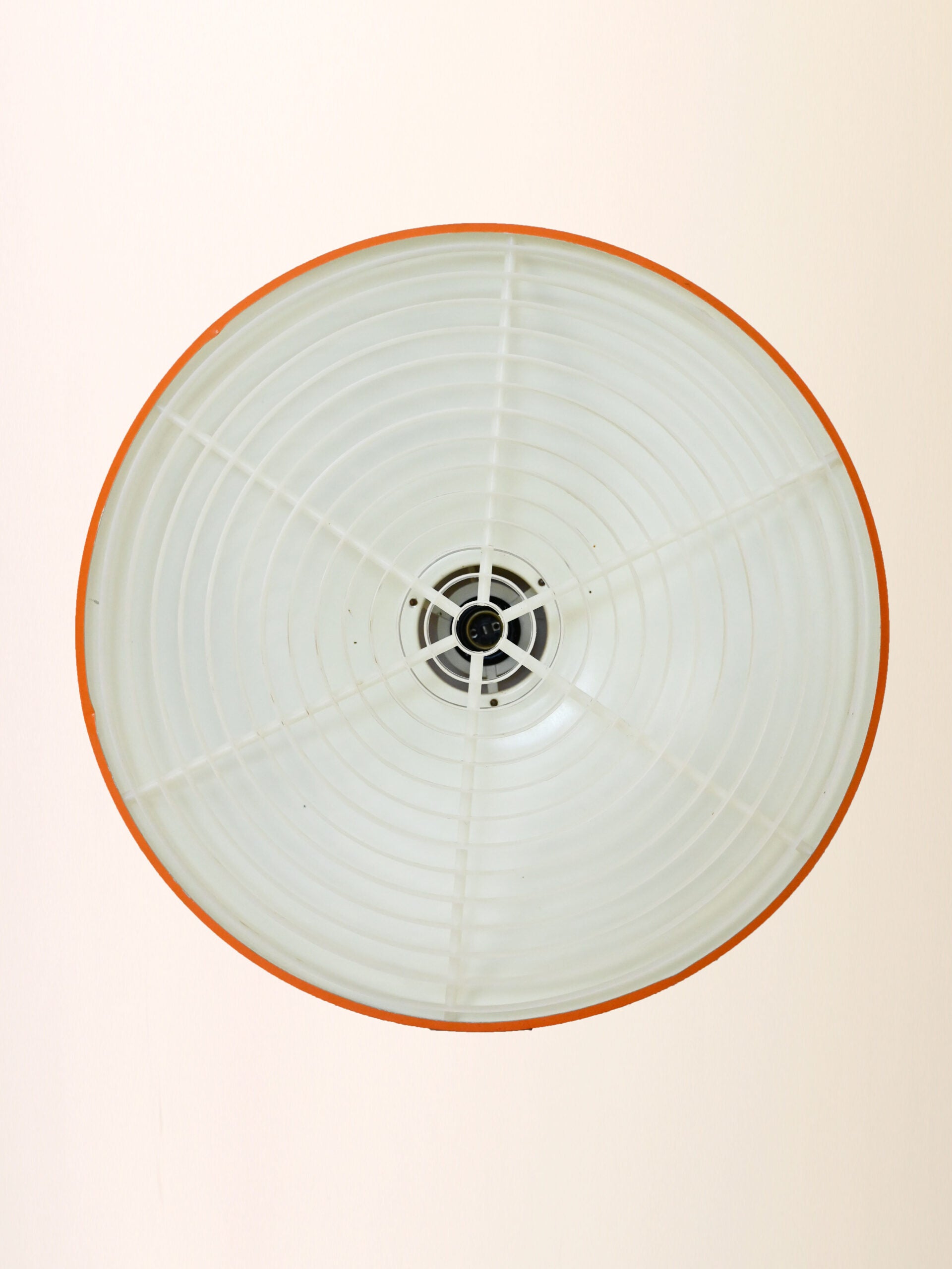Lampada a sospensione scandinava anni ’60 in plastica arancio 6
