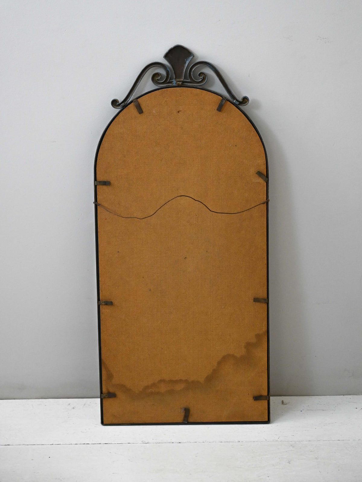 Specchio nordico in metallo anni '50 – Design vintage 4