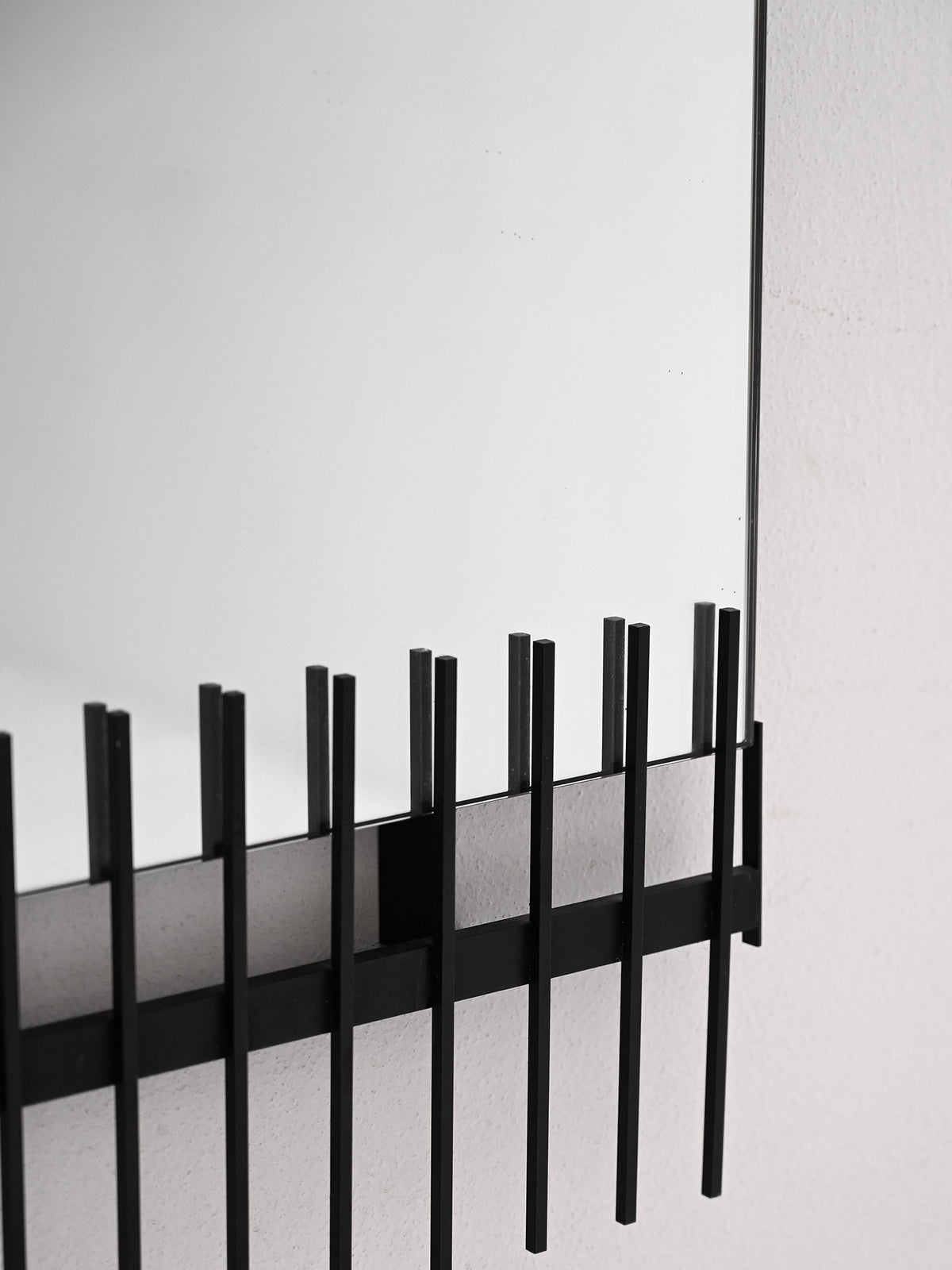 Specchio di Ettore Sottsass per Santambrogio & De Berti, 1958